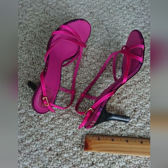 Lilly Pulitzer Elegant Pink satin Strappy Sandals size 6.5 - Picture 8 of 11